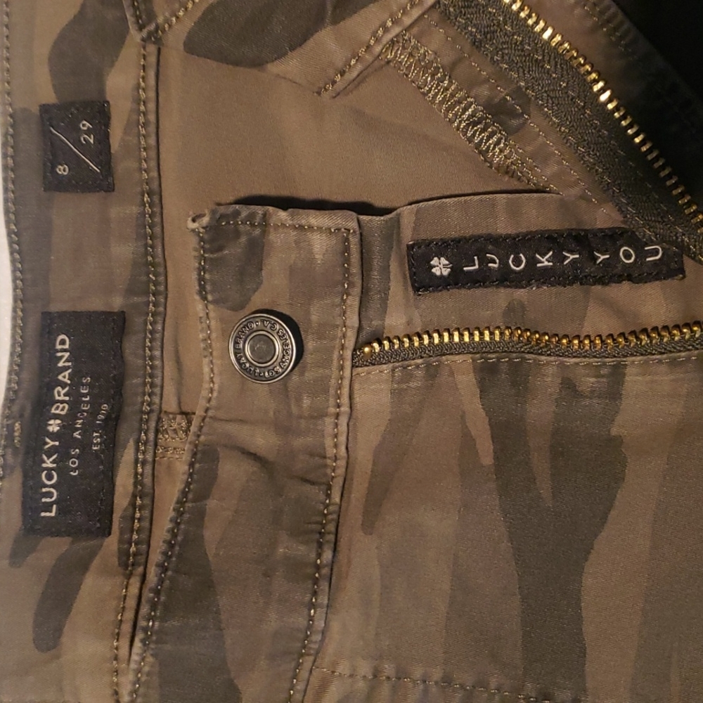 - Lucky Brand camo pants - Picture 3 of 7